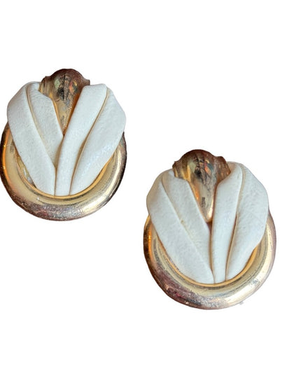 Vintage 1970s SG D’OR Gold & Cream leather fancy show clips