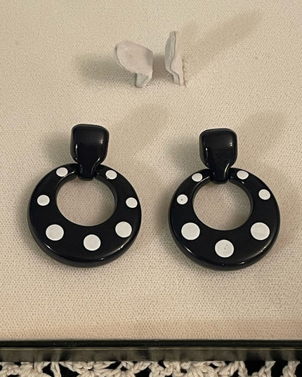 Vintage black and White polka dot resin plastic chunky earrings dangle