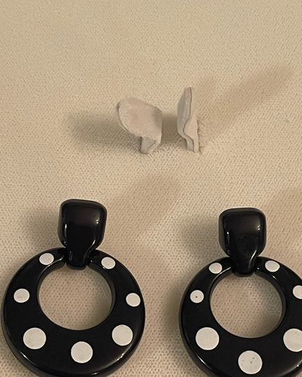 Vintage black and White polka dot resin plastic chunky earrings dangle