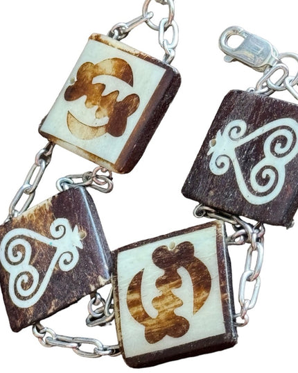 Lovely sterling silver hand made link heart square resin bracelet
