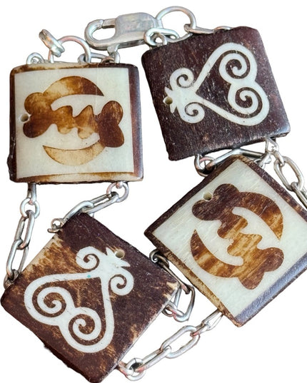Lovely sterling silver hand made link heart square resin bracelet