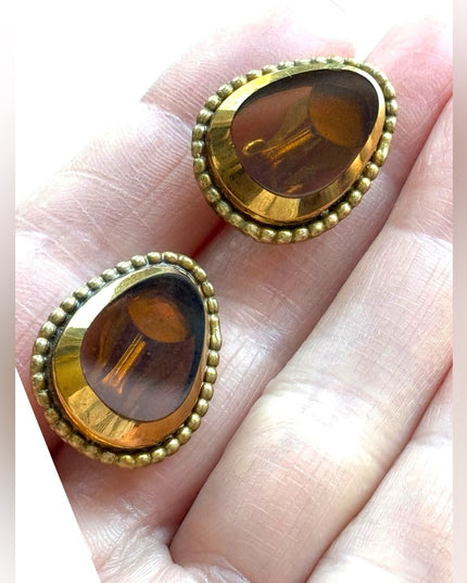 Vintage Robert gold finish 1950s CZCH Amber glass clip on earrings