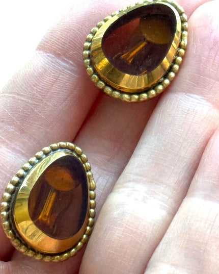 Vintage Robert gold finish 1950s CZCH Amber glass clip on earrings