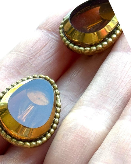 Vintage Robert gold finish 1950s CZCH Amber glass clip on earrings