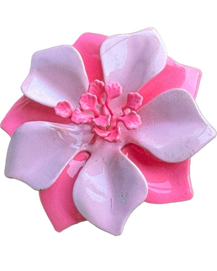 Vintage 1960s pink metal flower enameled brooch