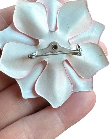 Vintage 1960s pink metal flower enameled brooch