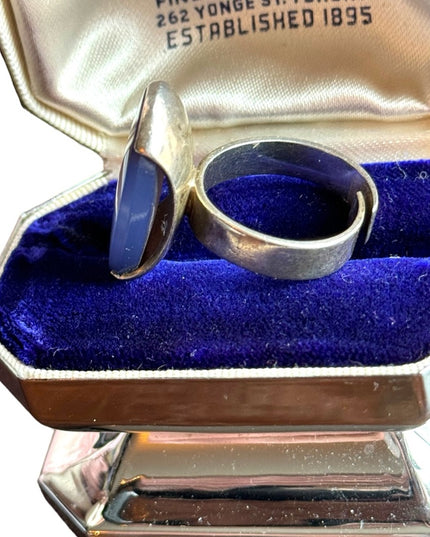 Vintage sterling silver 925 BLUE MOONSTONE Import ring FInland oval statement