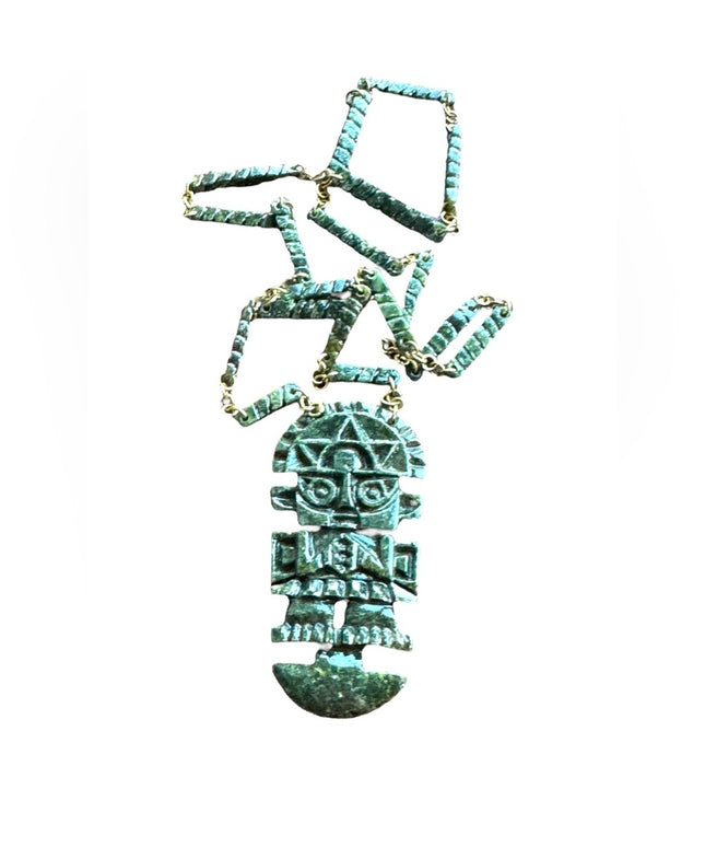 Vtg 24” Peruvian Tumi Carved Green Stone 2" Pendant Necklace Carved Stone Beads