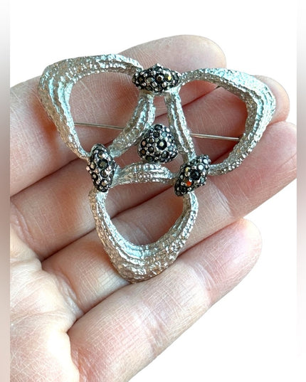 Vintage numbered Dorlan ailver plt black rhinestone modernist textured brooch