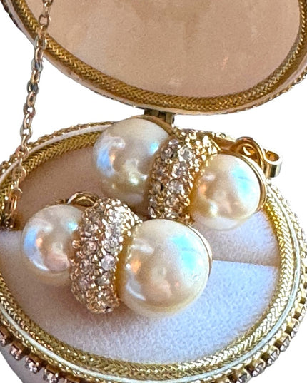 Vintage C1980s gold simulated pearl rhinestone clip on earrings stamped designer