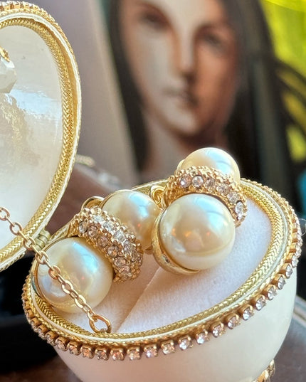Vintage C1980s gold simulated pearl rhinestone clip on earrings stamped designer