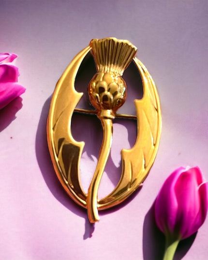 Vintage Solvar gold plate Scottish Thistle brooch kilt pin