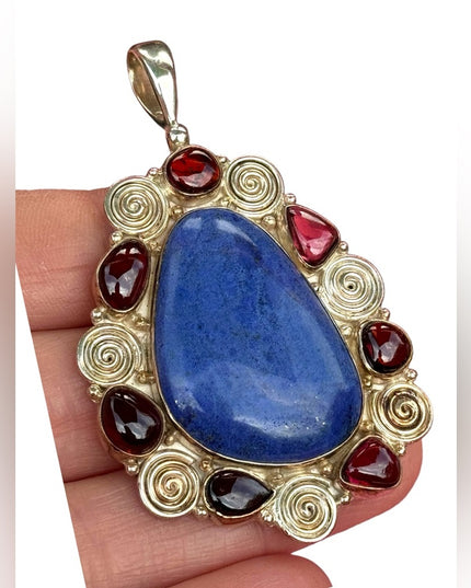RARE  Sajen 925 Sterling silver pendant Celtic swirl garnet & lapis stones