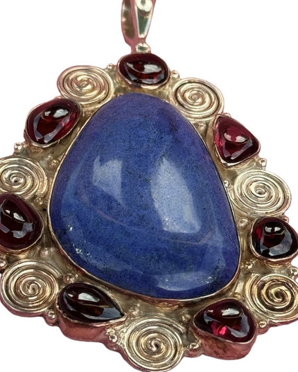 RARE  Sajen 925 Sterling silver pendant Celtic swirl garnet & lapis stones