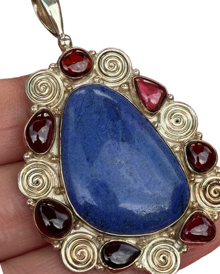 RARE  Sajen 925 Sterling silver pendant Celtic swirl garnet & lapis stones