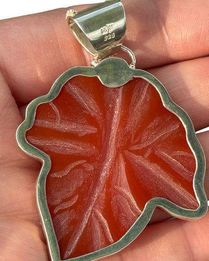 RARE  Sajen 925 Sterling silver  pendant Carnelian garnet handmade Bali Lizard