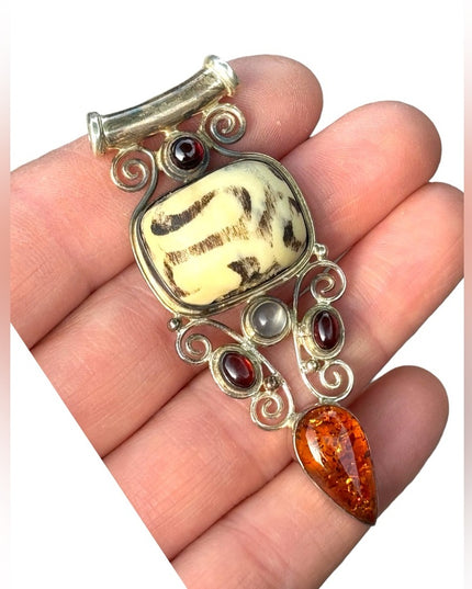 RARE  Sajen 925 Sterling silver pendant Mud bead garnets amethyst Bali Handmade