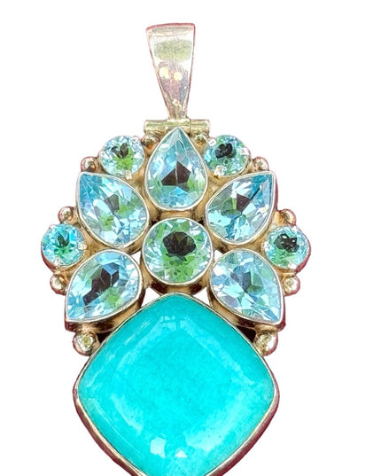 Stunning heavy 925 Sterling silver gemstone pendant Nepal Topaz Handmade