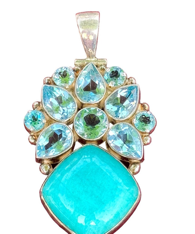 Stunning heavy 925 Sterling silver gemstone pendant Nepal Topaz Handmade