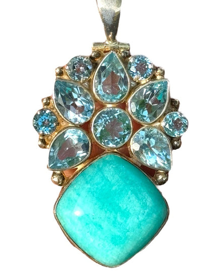 Stunning heavy 925 Sterling silver gemstone pendant Nepal Topaz Handmade