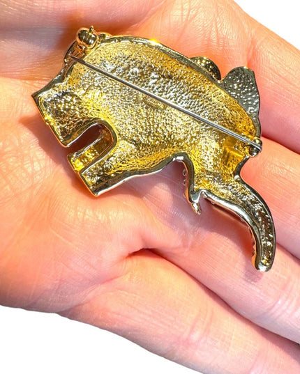Lovely Butler Gold plate Elephant australian crystal facination brooch