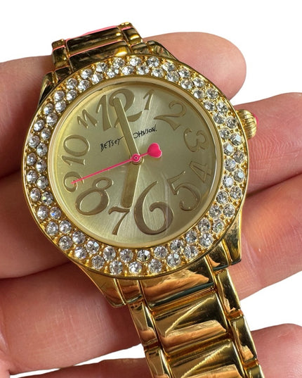 Betsy Johnson Gold finish kiss watch with box & links