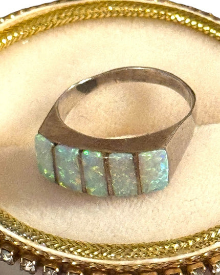 Vintage southwestern style Fire opal sterling silver 925 ring