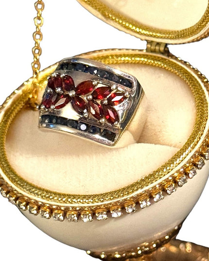 Stunning cigar band garnet & Sapphire sterling silver 925 flower ring