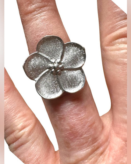 Stunning sterling silver Charles Garnier 925 fancy flower ring