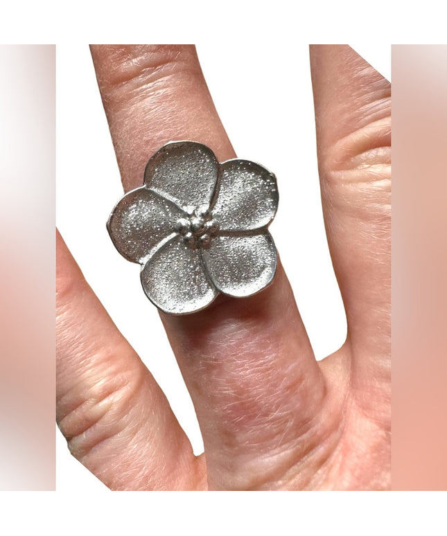 Stunning sterling silver Charles Garnier 925 fancy flower ring