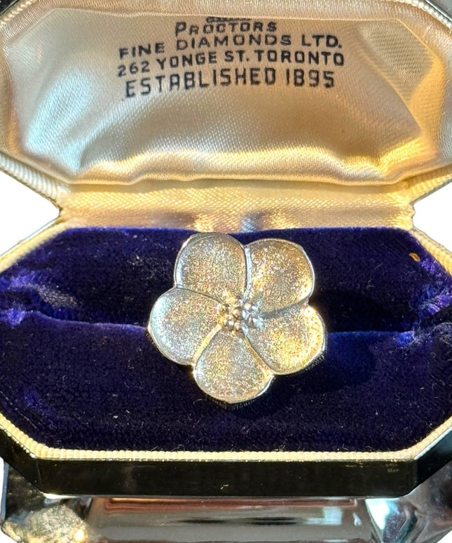 Stunning sterling silver Charles Garnier 925 fancy flower ring