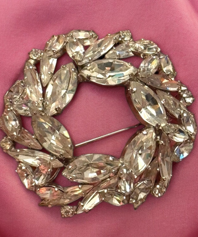 Vintage mid century SHERMAN clear crystal wreath style  brooch