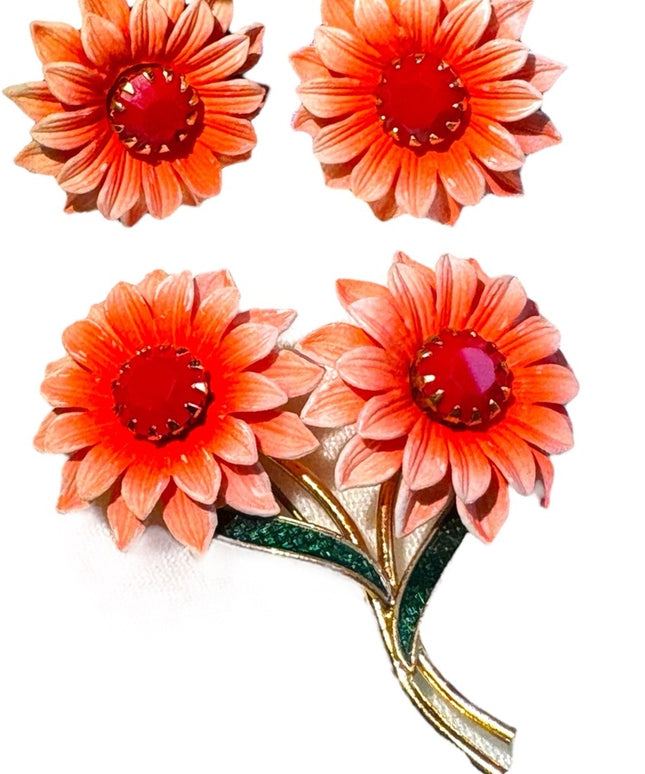 Lovely 1960s Western Germany pink & red plastic flower brooch earrings SET