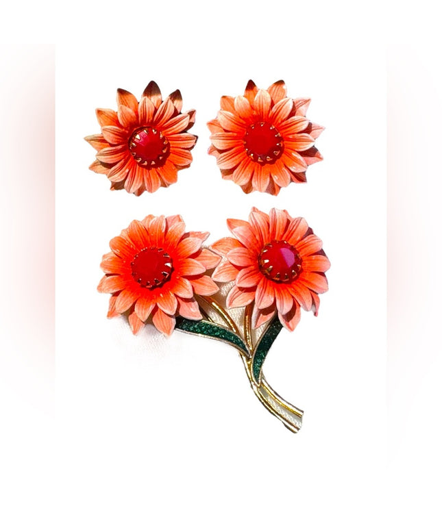 Lovely 1960s Western Germany pink & red plastic flower brooch earrings SET