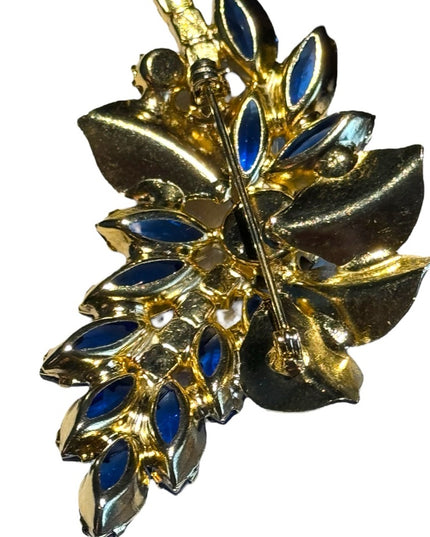 Vintage mid century fancy BLUE crystal flower branch gold finish brooch