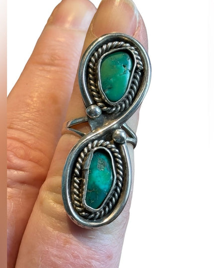 Vintage sterling silver 925 turquoise handmade Natice American Southwestern ring
