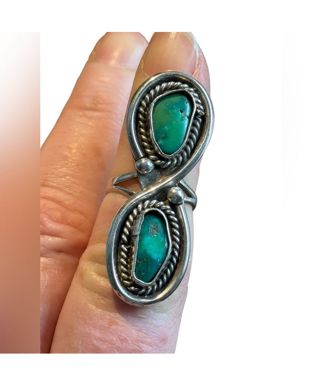 Vintage sterling silver 925 turquoise handmade Natice American Southwestern ring