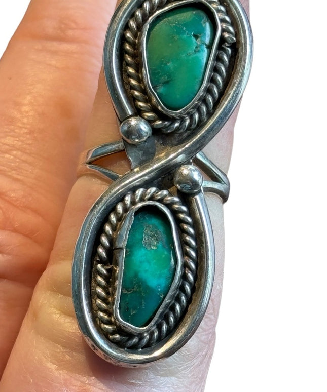 Vintage sterling silver 925 turquoise handmade Natice American Southwestern ring