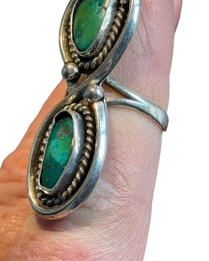 Vintage sterling silver 925 turquoise handmade Natice American Southwestern ring
