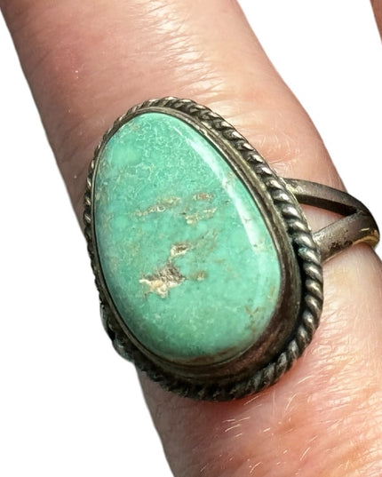 Vintage handmade sterling silver 925 Southwestern Native American ring