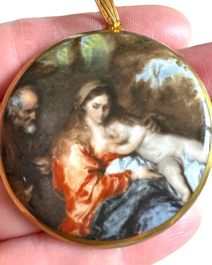 Crown Staffordshire ceramic cameo Pendant England Bone China lovely 1980s