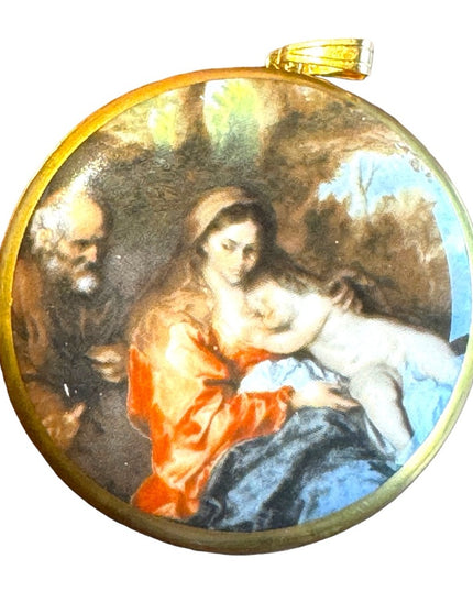 Crown Staffordshire ceramic cameo Pendant England Bone China lovely 1980s