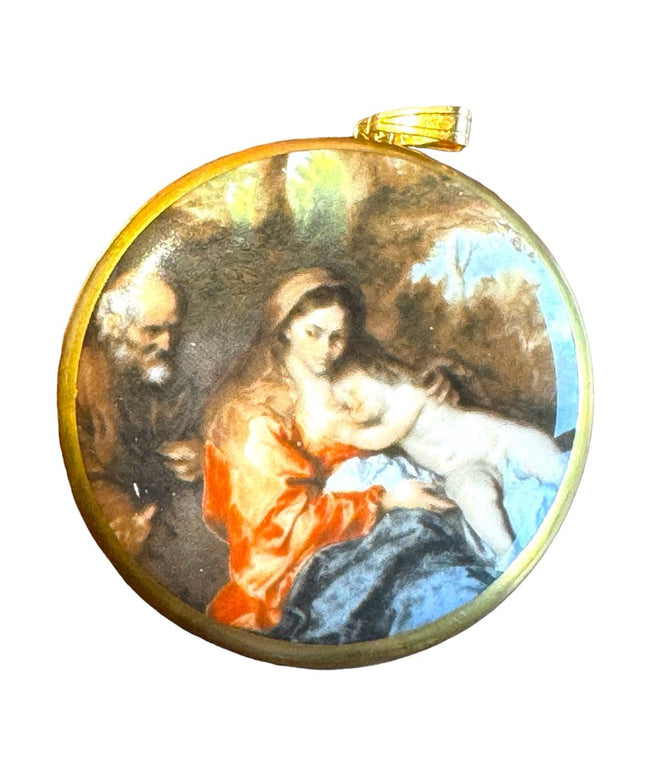 Crown Staffordshire ceramic cameo Pendant England Bone China lovely 1980s