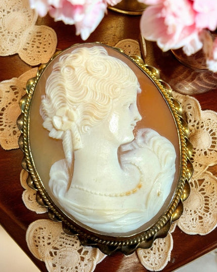 Large vintage carved shell cameo brooch pendant 51x40mm Gold filled