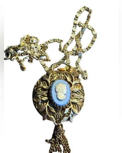Vintage Harvestor Cameo pendant necklace watch