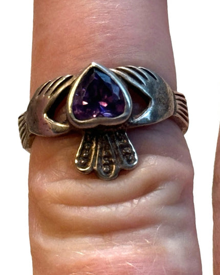 Vintage Irish Clauddagh Amethyst  Ring Size 6.5 sterling silver