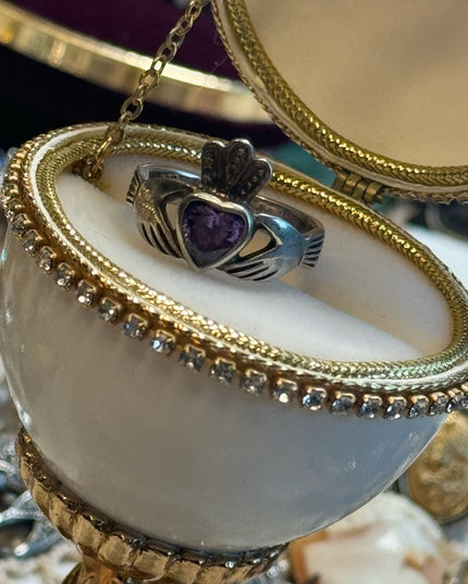 Vintage Irish Clauddagh Amethyst  Ring Size 6.5 sterling silver