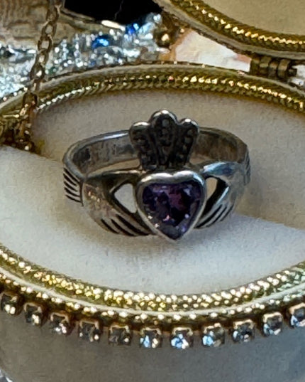 Vintage Irish Clauddagh Amethyst  Ring Size 6.5 sterling silver