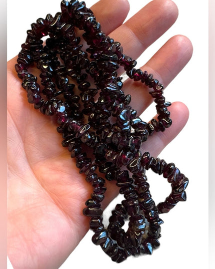 Vintage Garnet High quality chip necklace 34”