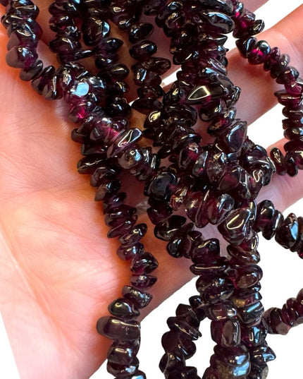 Vintage Garnet High quality chip necklace 34”